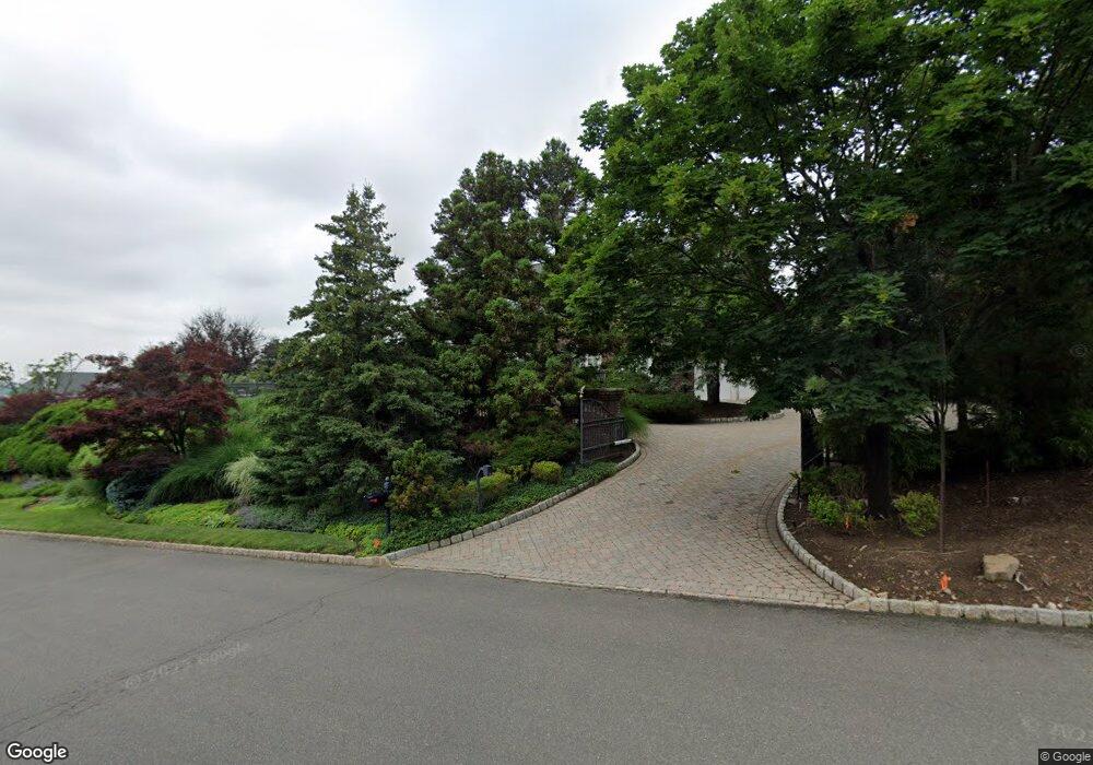 77 Huyler Landing Rd, Cresskill, NJ 07626 - photo 1