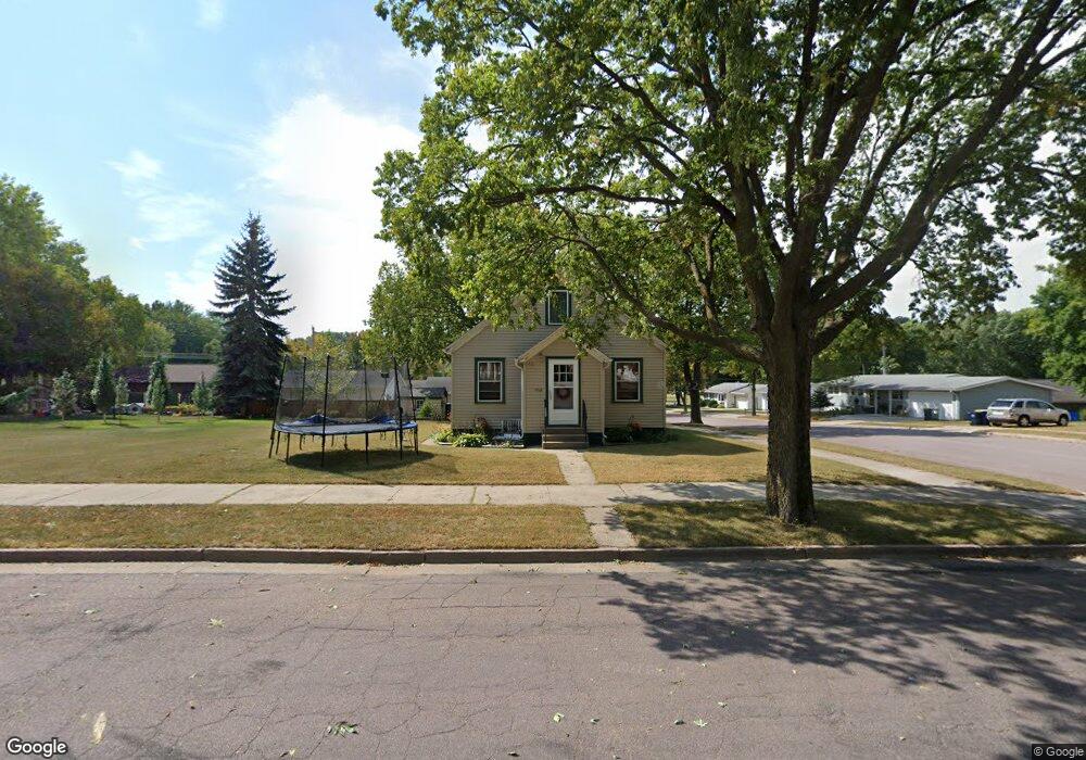 627 N Payne St, New Ulm, MN 56073 - photo 1