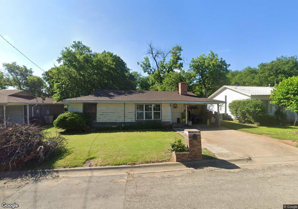 109 Moon St, Cleburne, TX 76033 - photo 1