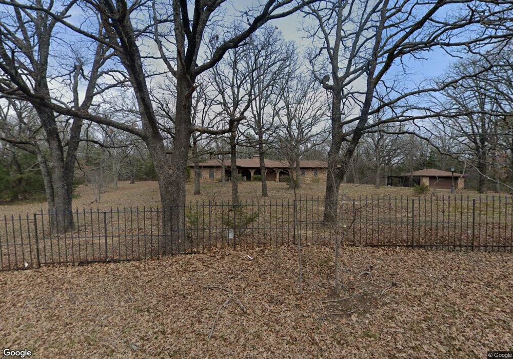 221 Thousand Oaks Dr, Denison, TX 75021 - photo 1