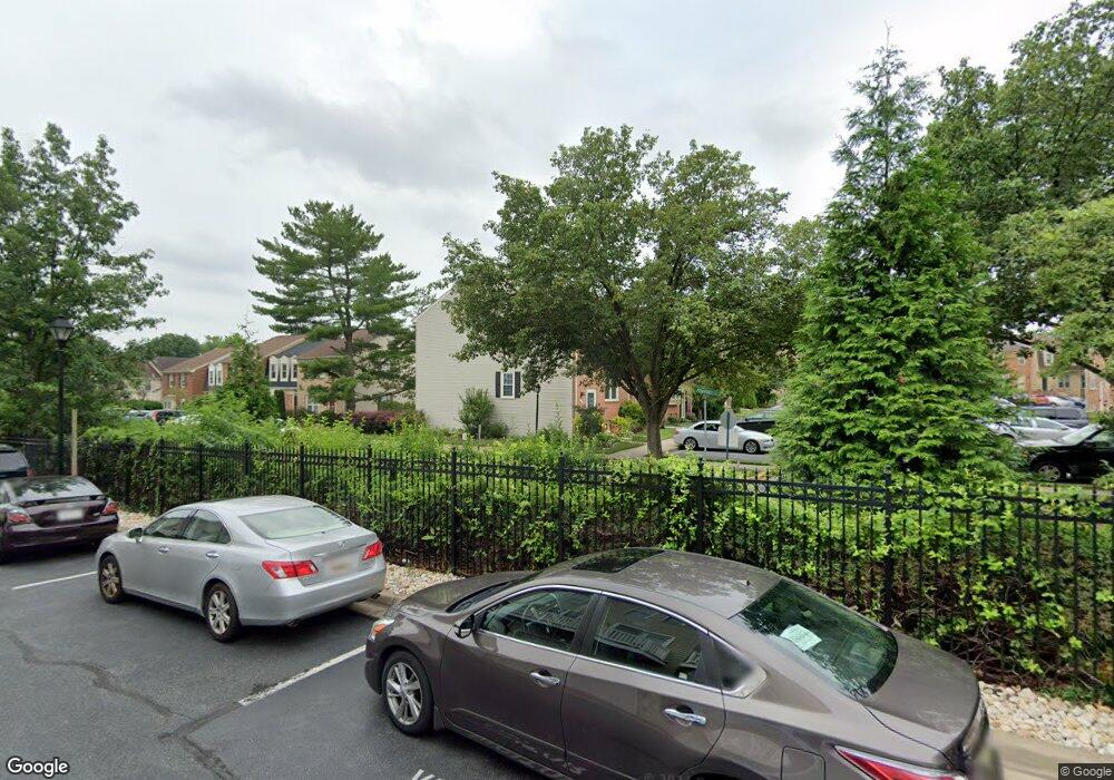 4 Pennydog Ct, Silver Spring, MD 20902 - photo 1