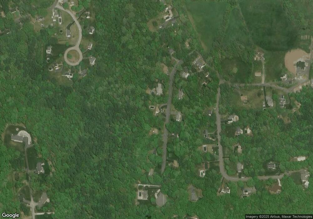 8 Garrison Heights Dr, Oxford, MA 01540 - photo 1