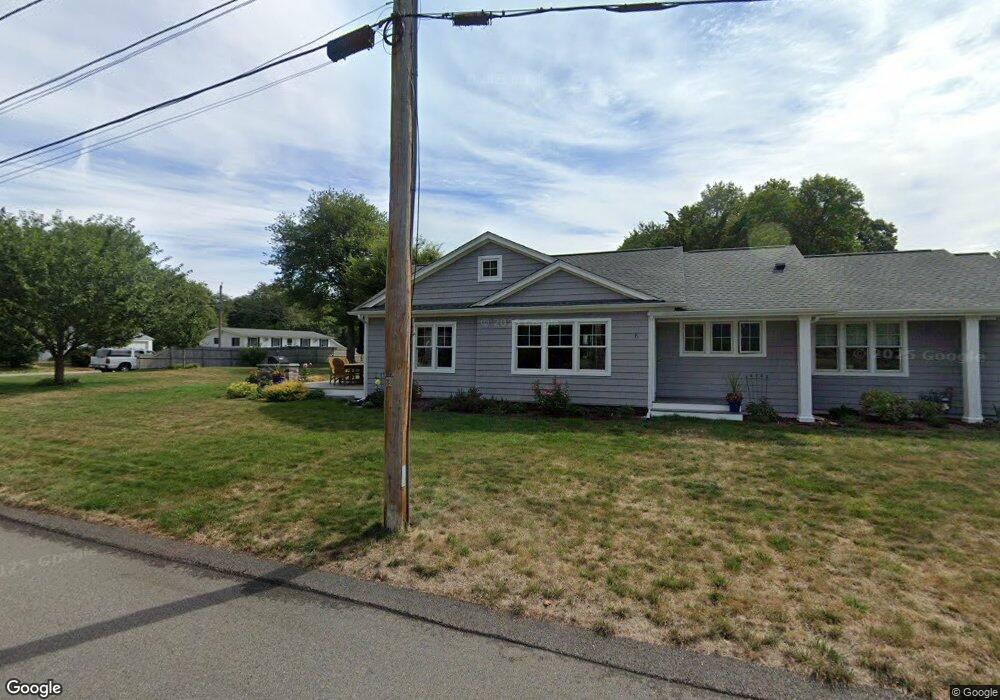 71 Circuit Dr, Narragansett, RI 02882 - photo 1