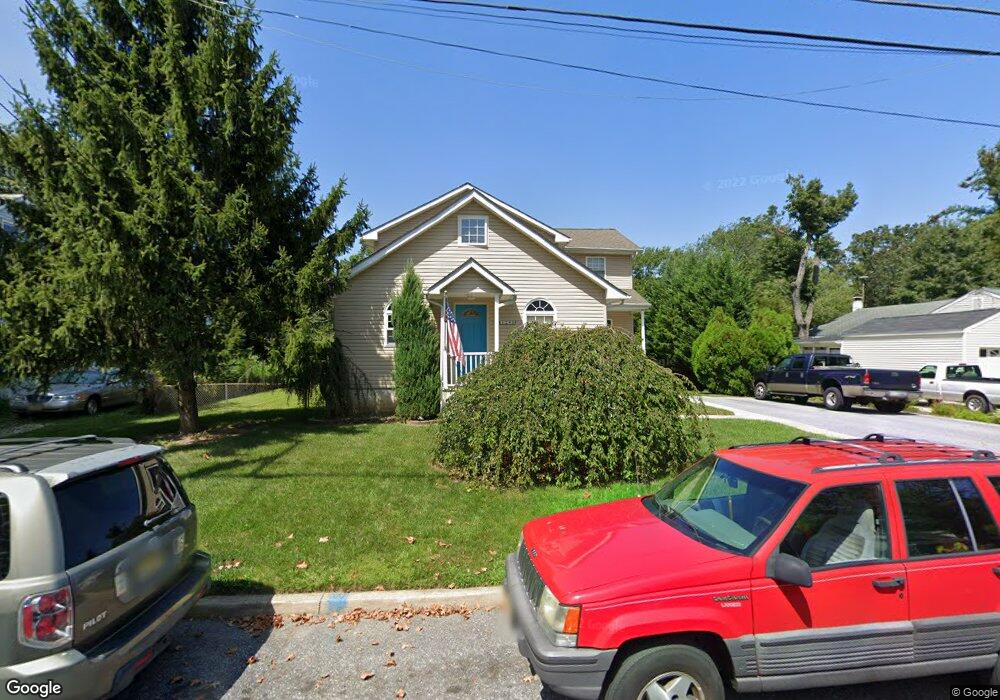 129 Center St, Moorestown, NJ 08057 - photo 1