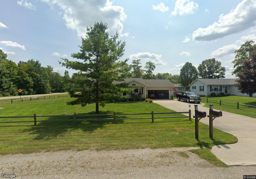 4619 Cloverdale Ln, Kimball, MI 48074 - photo 1