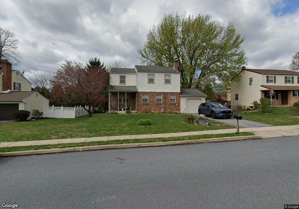 1009 Tuckerton Rd, Reading, PA 19605 - photo 1