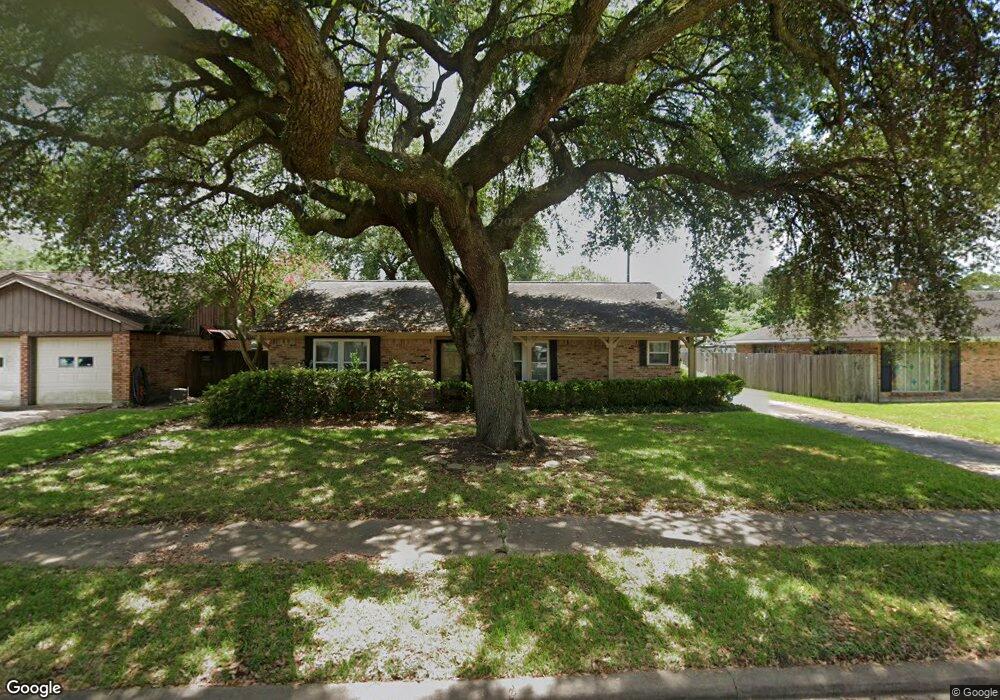 8226 Garden Parks Dr, Houston, TX 77075 - photo 1