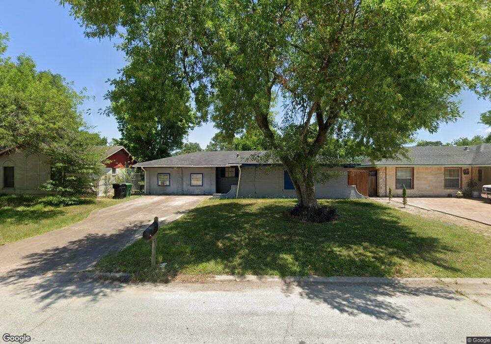 1702 Willow Rock Rd, Houston, TX 77088 - photo 1