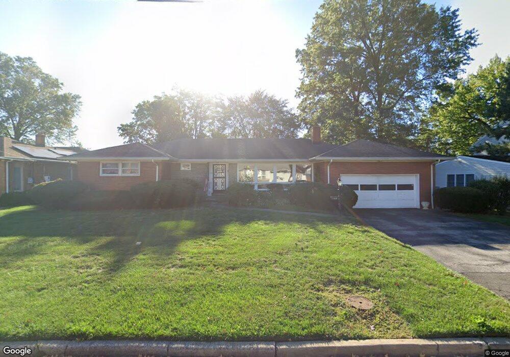 1105 Georgian Dr, Linden, NJ 07036 - photo 1