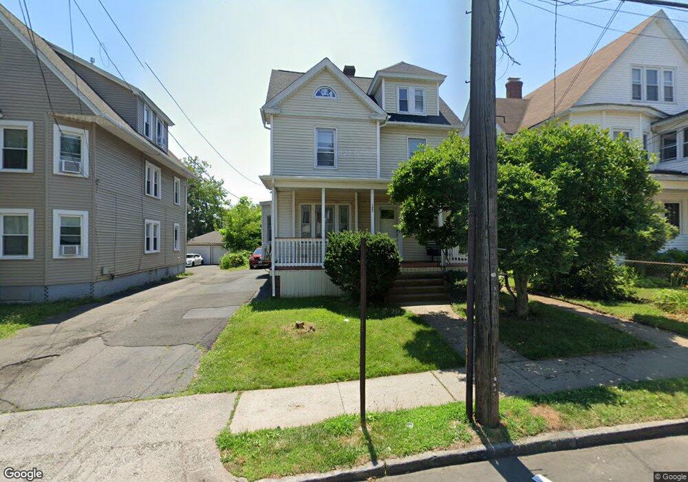 135 Bond St, Hartford, CT 06114 - photo 1