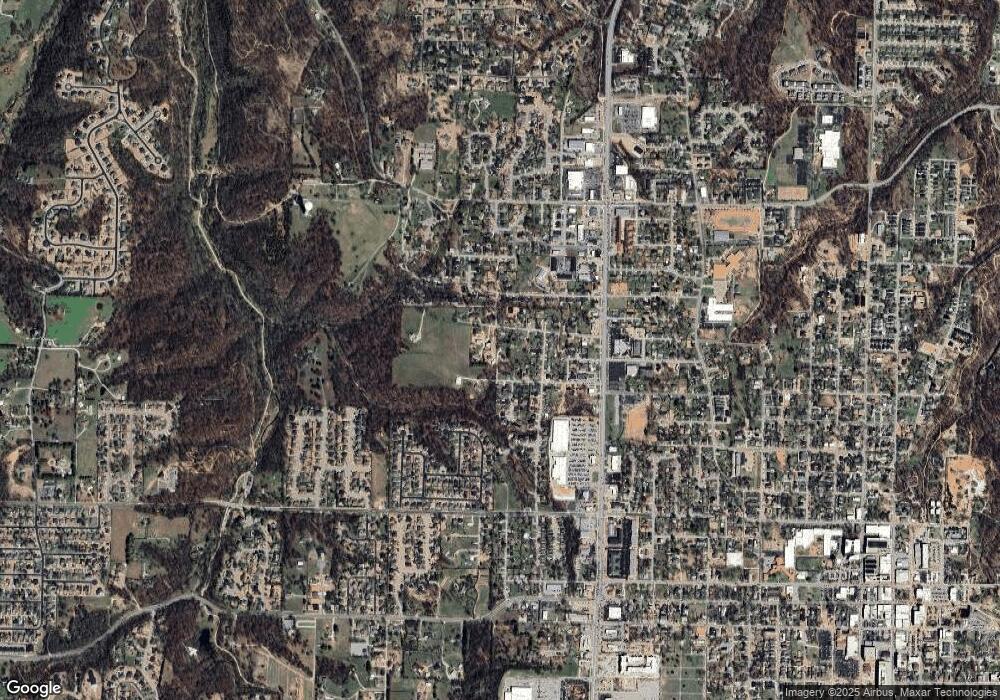 196 NW Nw K St, Bentonville, AR 72712 - photo 1