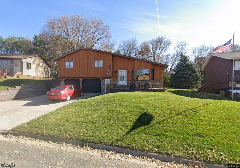 1067 Benedict Dr, Sauk Rapids, MN 56379 - photo 1