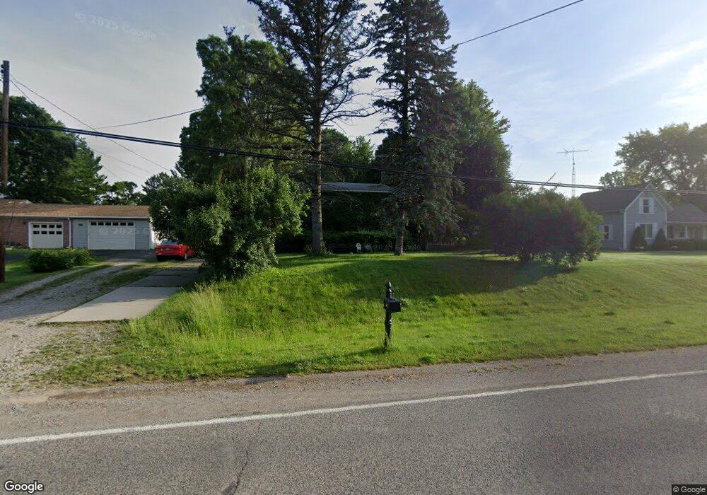 8127 E Coldwater Rd, Davison, MI 48423 - photo 1