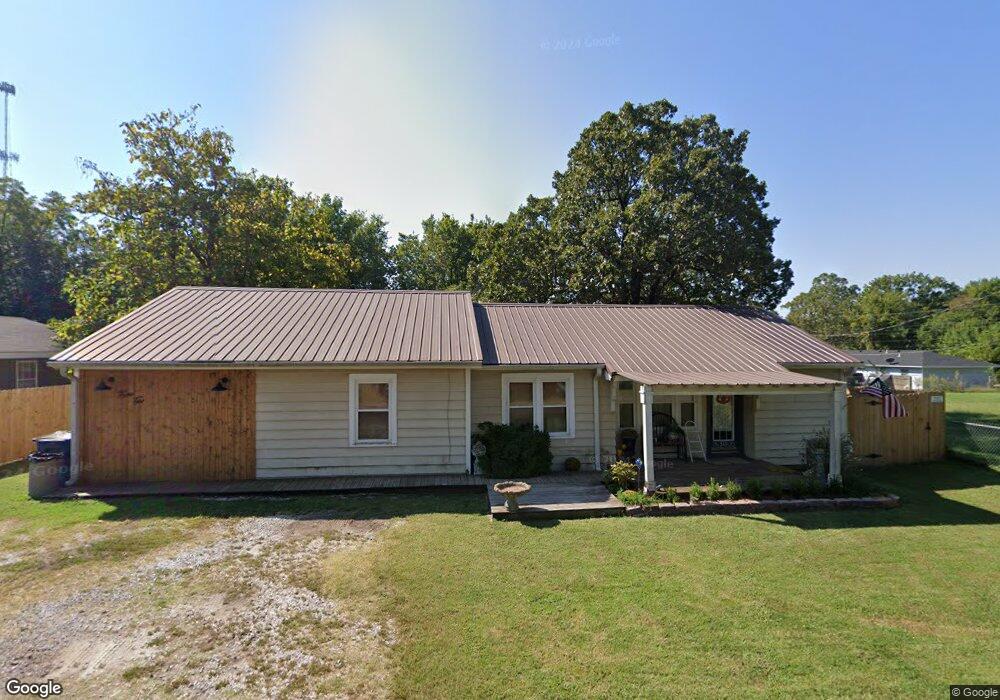 605 SW 8th St, Muldrow, OK 74948 - photo 1