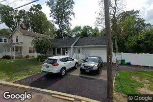 103 Wayside Dr, Keyport, NJ 07735