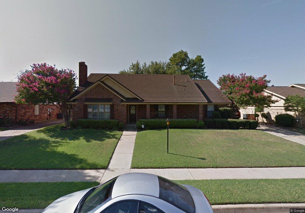 1108 Clear View Dr, Bedford, TX 76021 - photo 1