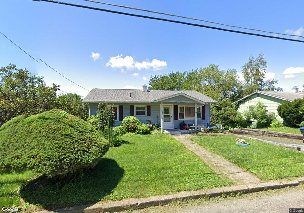 25 Fleetwood Dr, Newburgh, NY 12550 - photo 1