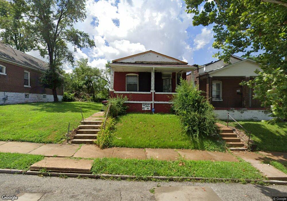 4466 Penrose St, Saint Louis, MO 63115 - photo 1