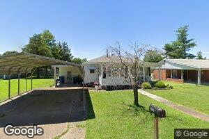 707 S 4th St, Hayti, MO 63851