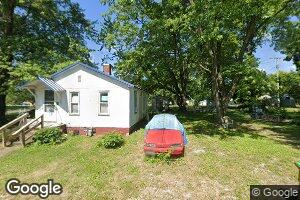 705 Adams St, Donnellson, IL 62019