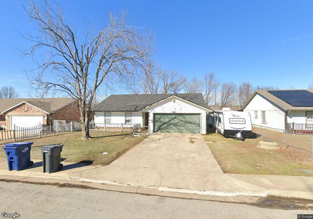 307 E Lilac St, Rogers, AR 72756 - photo 1