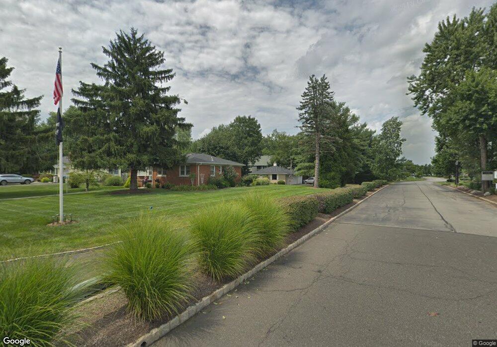 172 Linda Ln, Edison, NJ 08820 - photo 1