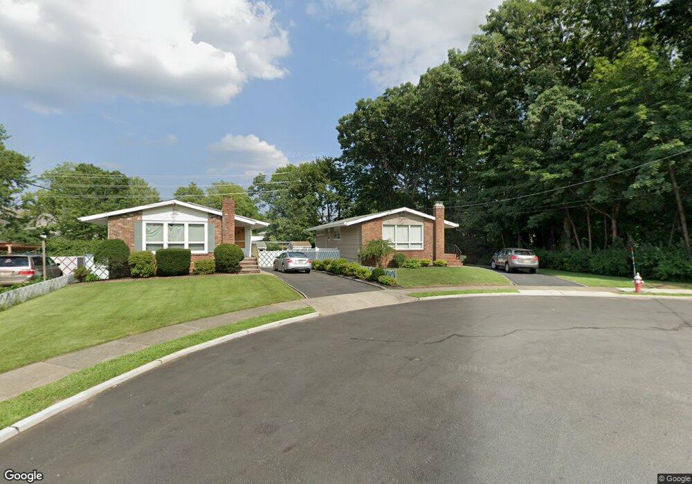 35 Dapp Ct, Elmwood Park, NJ 07407 - photo 1