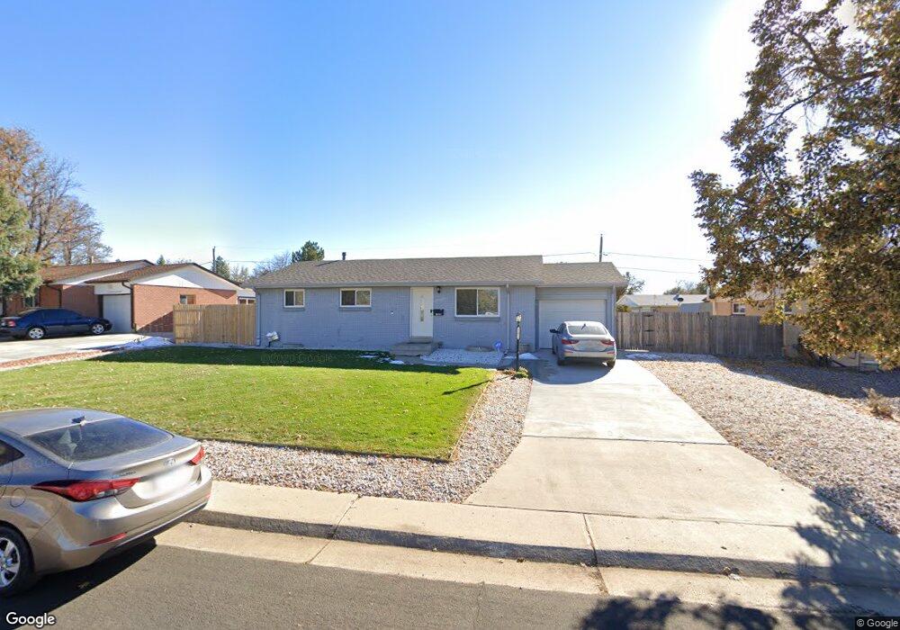 12416 E Alaska Place, Aurora, CO 80012 - photo 1