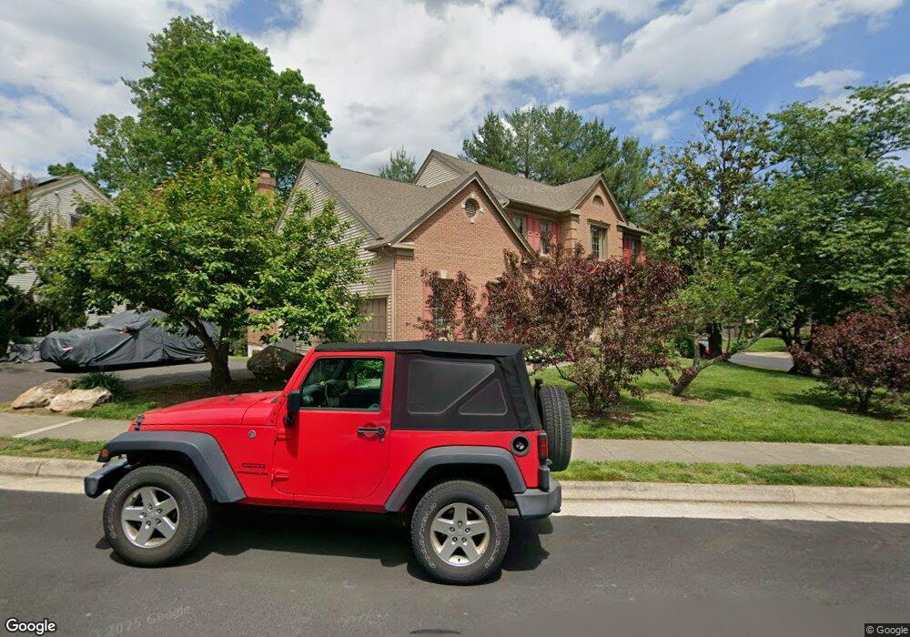 8124 Ridge Creek Way, Springfield, VA 22153 - photo 1