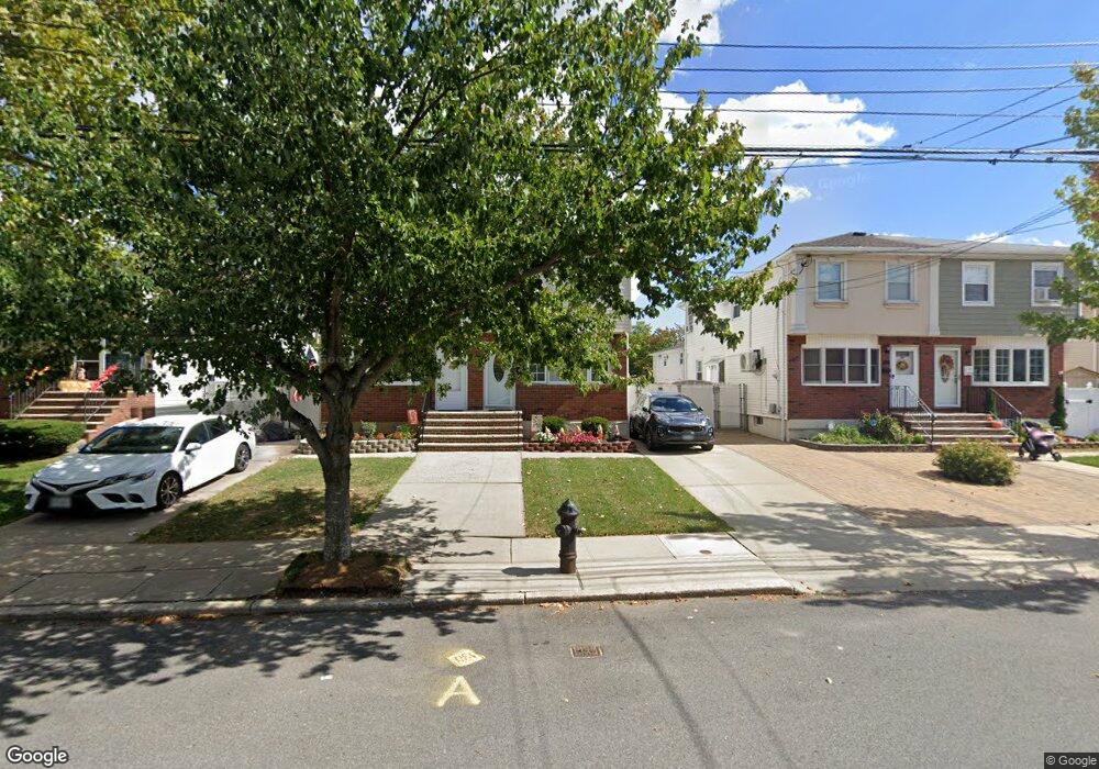 235 Abingdon Ave, Staten Island, NY 10308 - photo 1