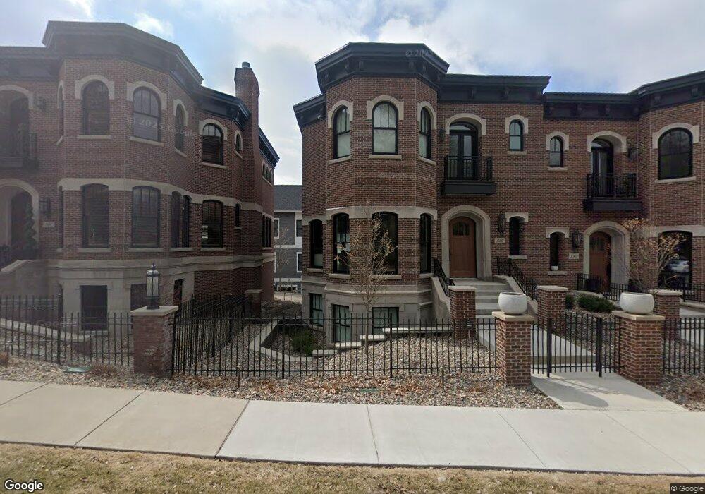 534 Rice St E, Wayzata, MN 55391 - photo 1