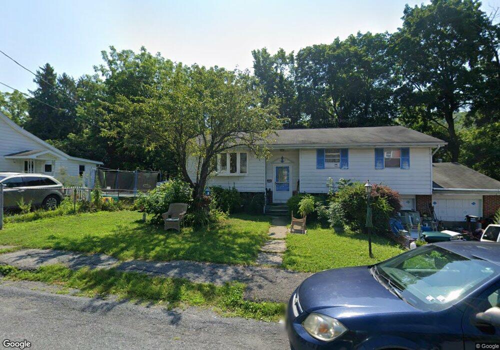 214 South St, Jim Thorpe, PA 18229 - photo 1