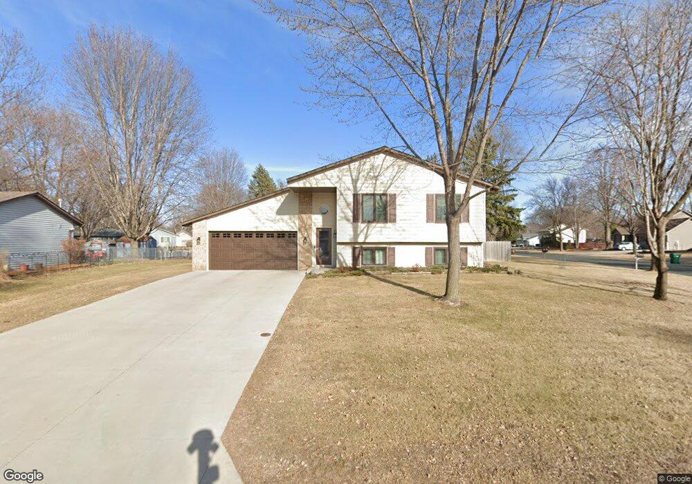 10304 Quaker Ln N, Maple Grove, MN 55369 - photo 1