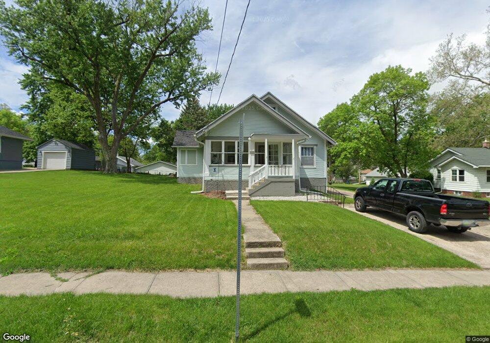 3114 48th St, Des Moines, IA 50310 - photo 1