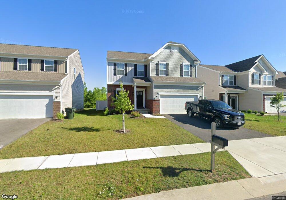 5758 Mouzon Dr, Columbus, OH 43232 - photo 1