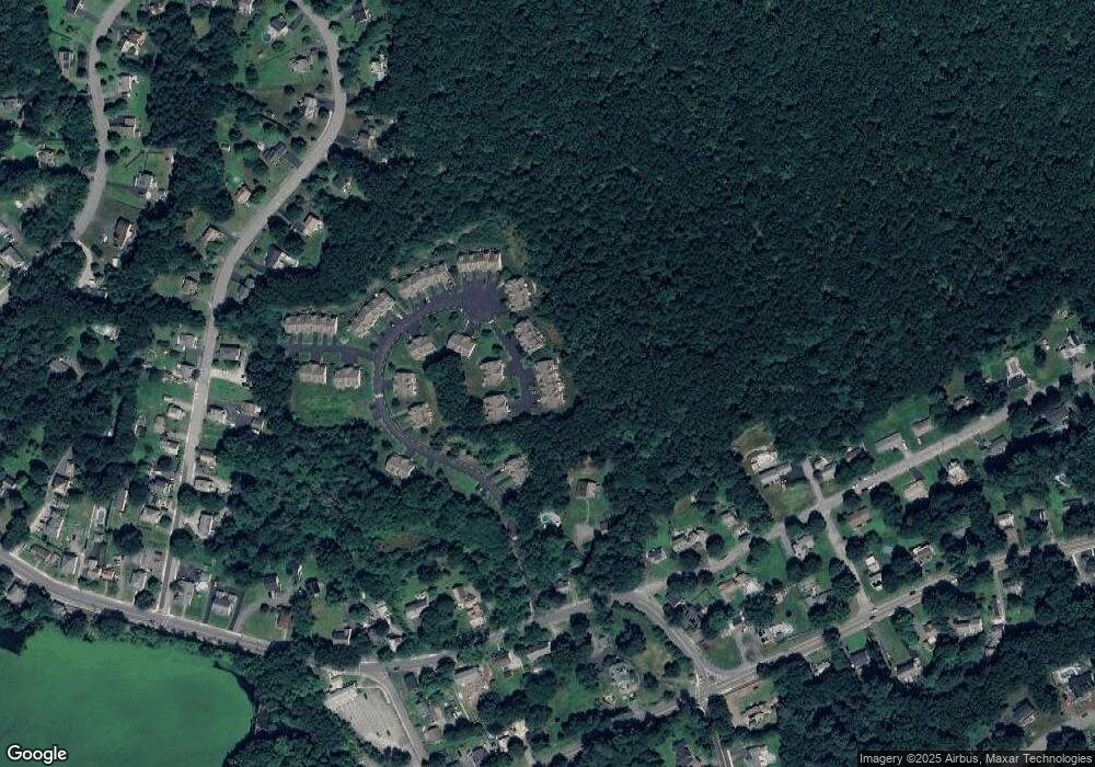 124 Carrington Ln unit 124, Uxbridge, MA 01569 - photo 1