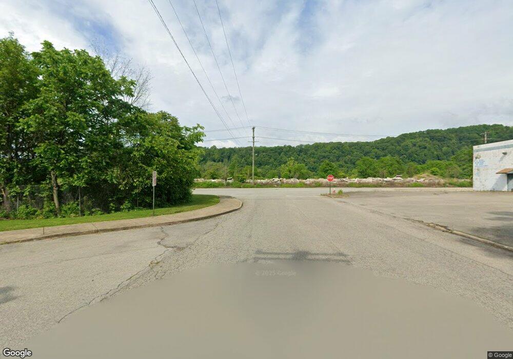 330 3rd Ave, New Kensington, PA 15068 - photo 1