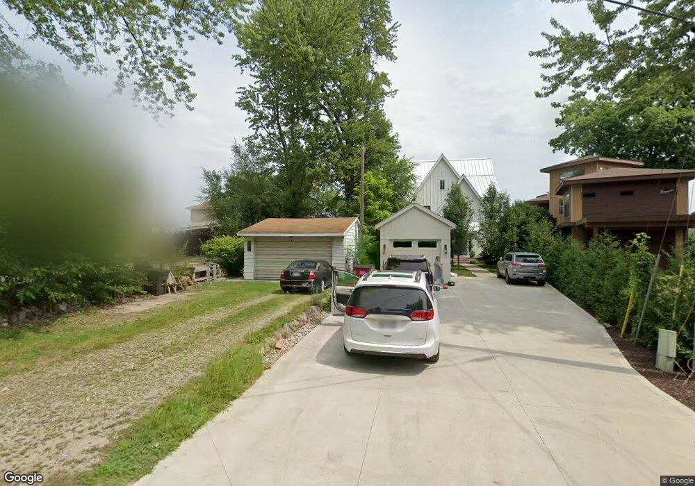 2359 Circle Dr, West Bloomfield, MI 48324 - photo 1