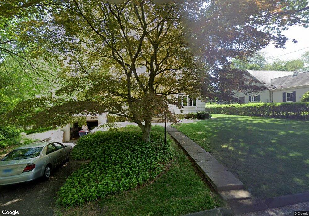 16 Gingerbrook Dr, Trumbull, CT 06611 - photo 1