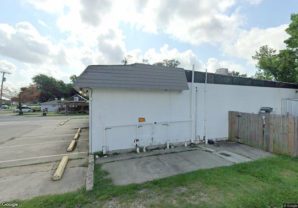 829 University Dr, Lake Charles, LA 70605 - photo 1