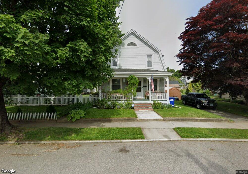 17 Washington St, Pawcatuck, CT 06379 - photo 1