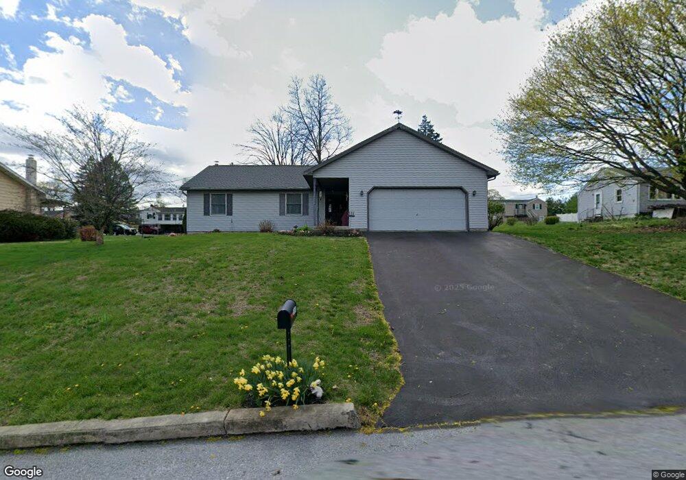 4020 Ardmore Ave, Reading, PA 19605 - photo 1