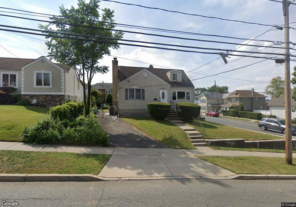 426 Kingsland Ave, Lyndhurst, NJ 07071 - photo 1