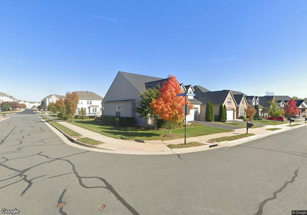 41678 Brookebourough Ct, Aldie, VA 20105 - photo 1