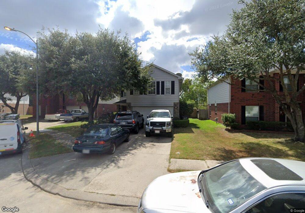 5811 Logancrest Ln, Houston, TX 77086 - photo 1