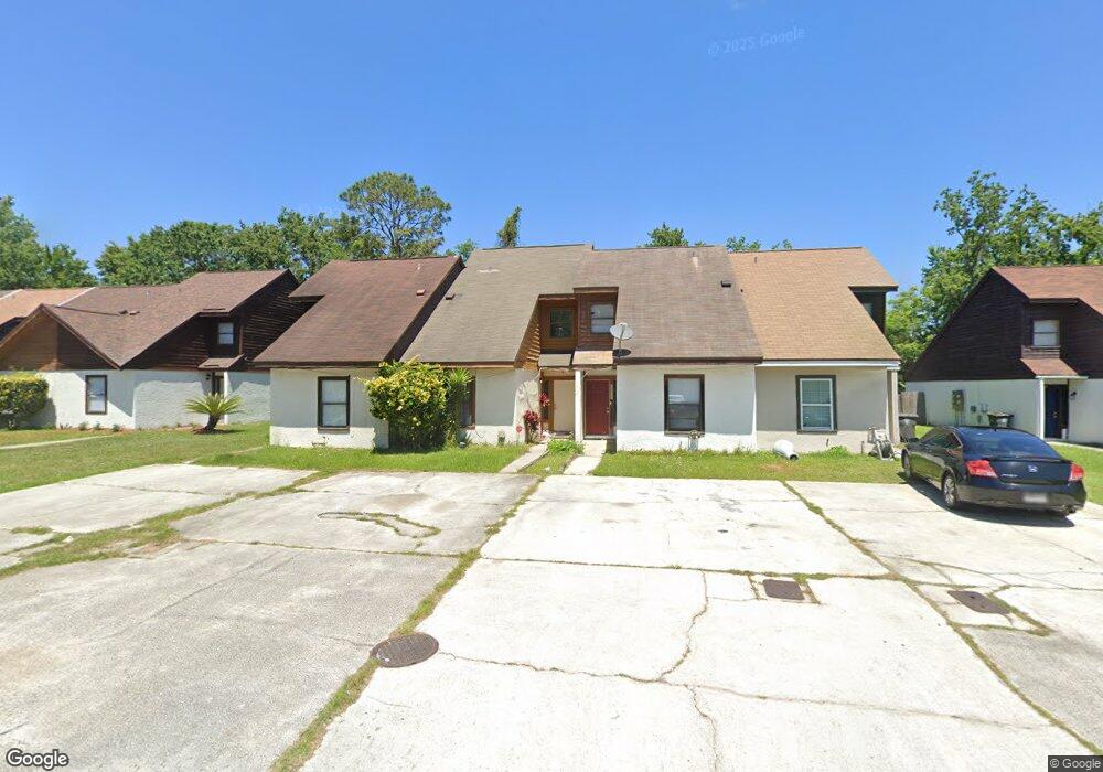 7617 Melissa Ct N, Jacksonville, FL 32210 - photo 1