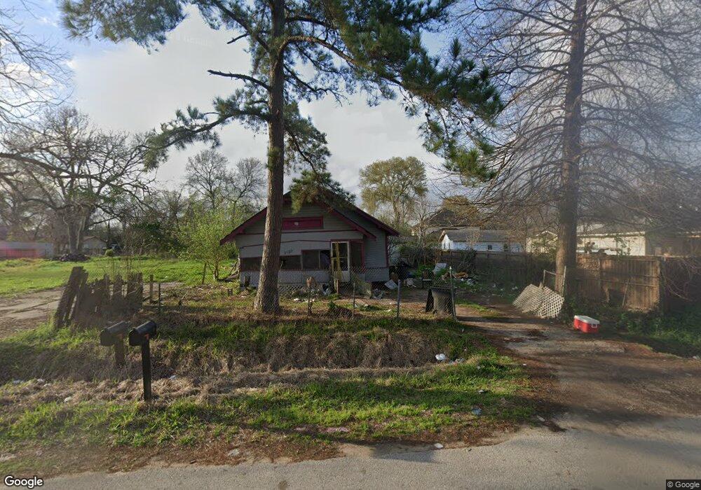 1022 Junell St, Houston, TX 77088 - photo 1