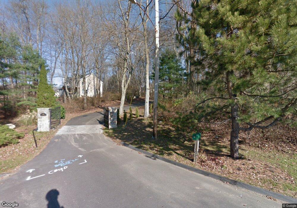 115 Putting Green Rd, Trumbull, CT 06611 - photo 1