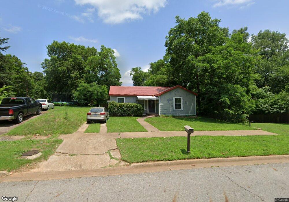 1011 W Munson St, Denison, TX 75020 - photo 1