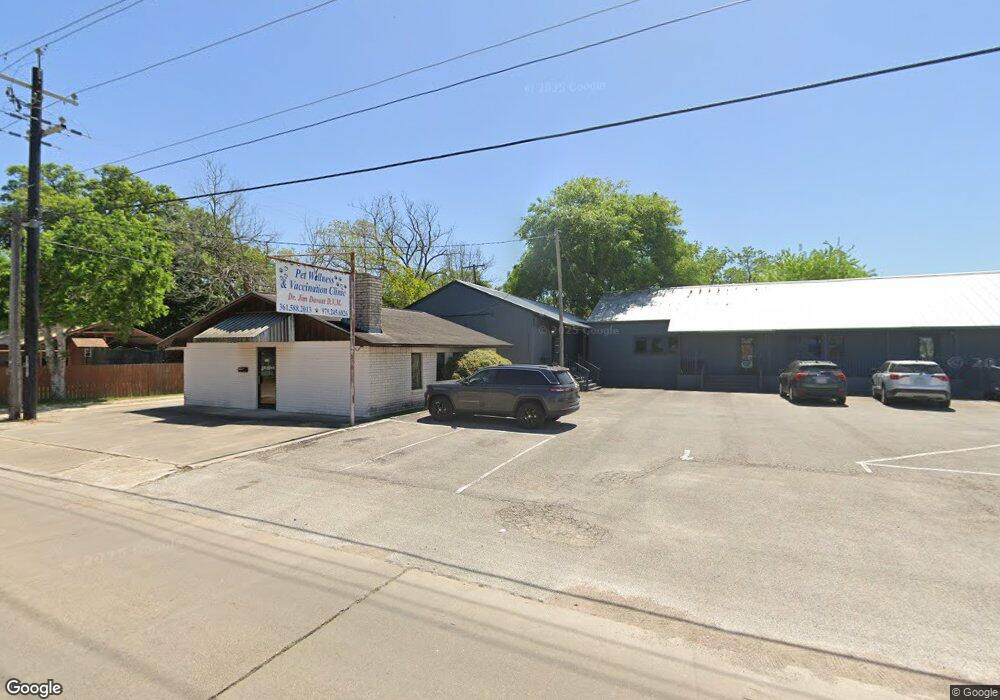 2905 Avenue F, Bay City, TX 77414 - photo 1